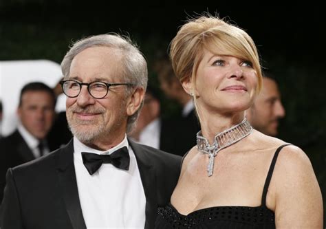 kate capshaw hot pics|840 Steven Spielberg And Wife Kate Capshaw Stock。